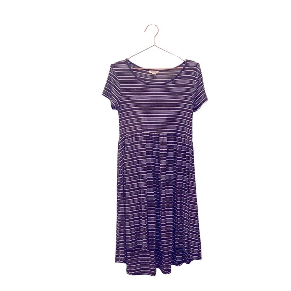 EXIST Blue + White Striped Short Sleeve Knit Maxi Dress - small